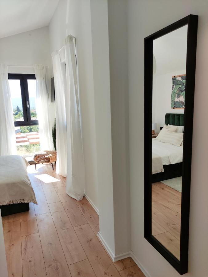 Lazy 8 Villa Garica Buitenkant foto